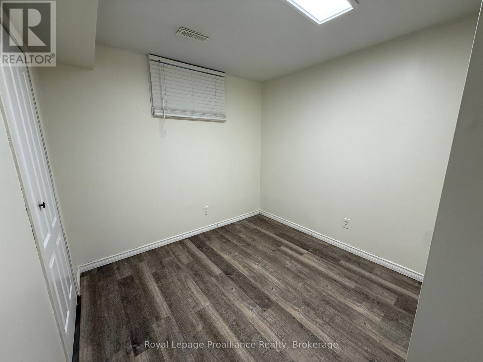 Lower Unit - 939 Dainard Drive, Peterborough (Monaghan Ward 2), Ontario  K9K 2A7 - Photo 7 - X13868360