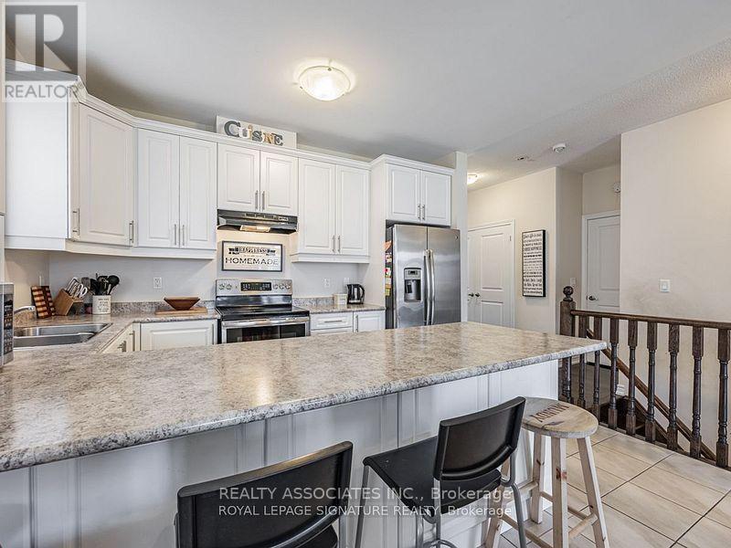 64 Pedwell Street, Clarington (Newcastle), Ontario  L1B 0E1 - Photo 14 - E13868884