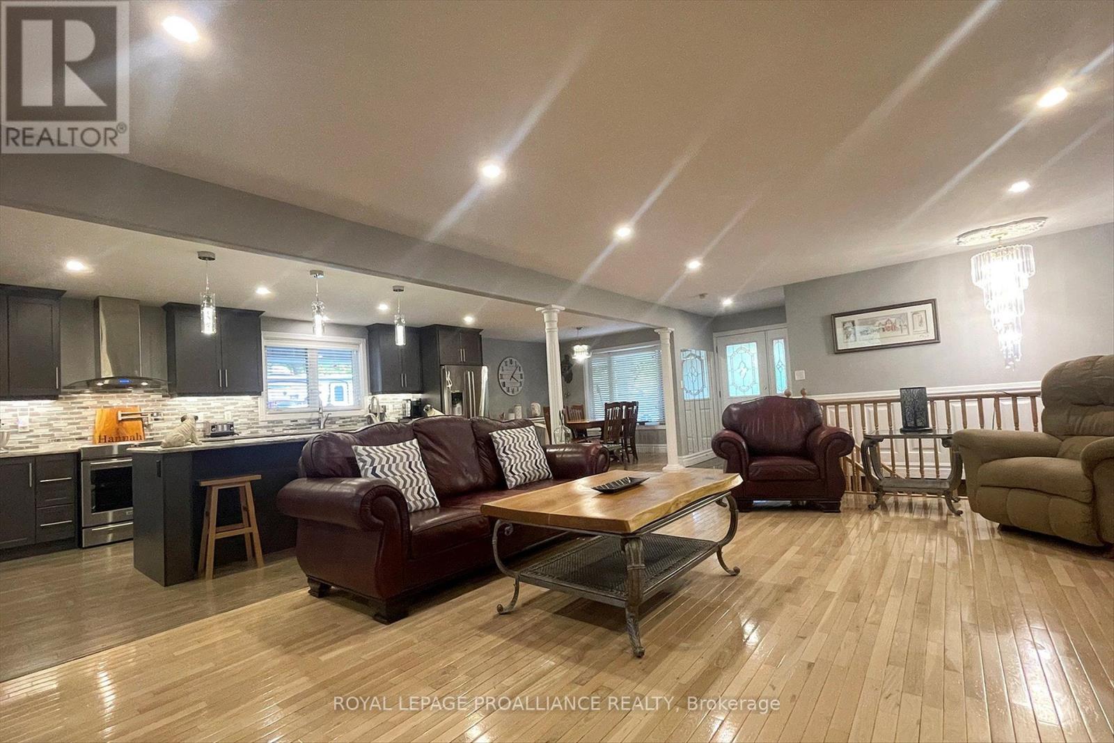 139 Lakeland Avenue S, Trent Lakes, Ontario  K0L 1J0 - Photo 12 - X13868682