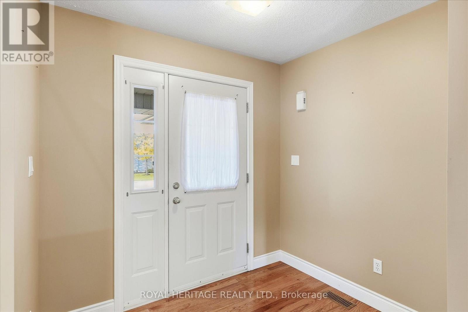 194 Mclaughlin Road, Kawartha Lakes (Lindsay), Ontario  K9V 6L8 - Photo 7 - X13869204