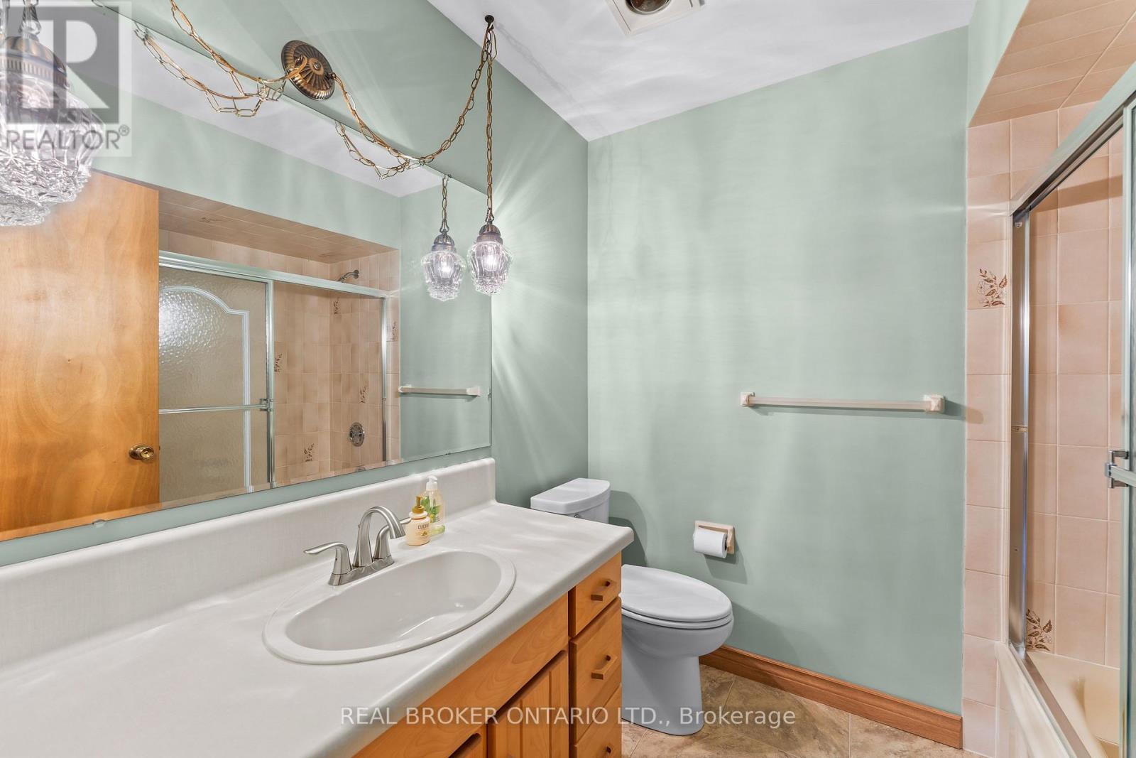 804 Pinewood Drive, Peterborough (Otonabee Ward 1), Ontario  K9K 1L4 - Photo 38 - X13870716