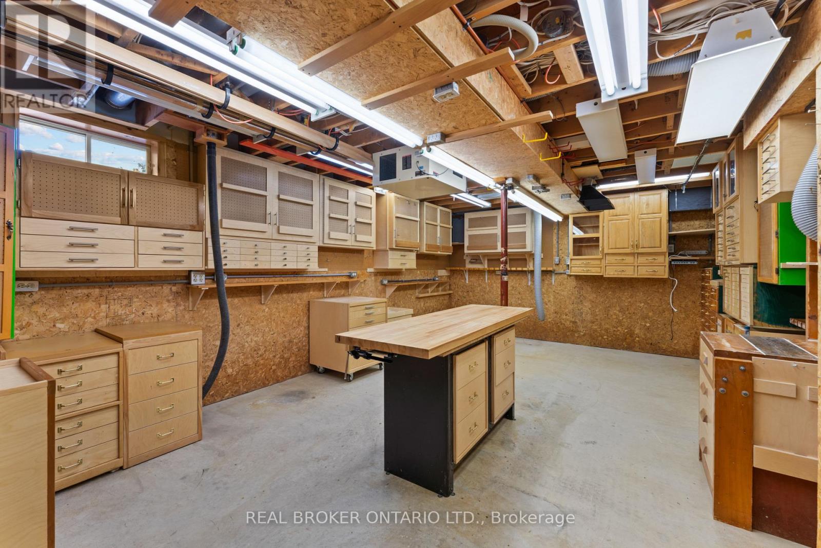 804 Pinewood Drive, Peterborough (Otonabee Ward 1), Ontario  K9K 1L4 - Photo 39 - X13870716