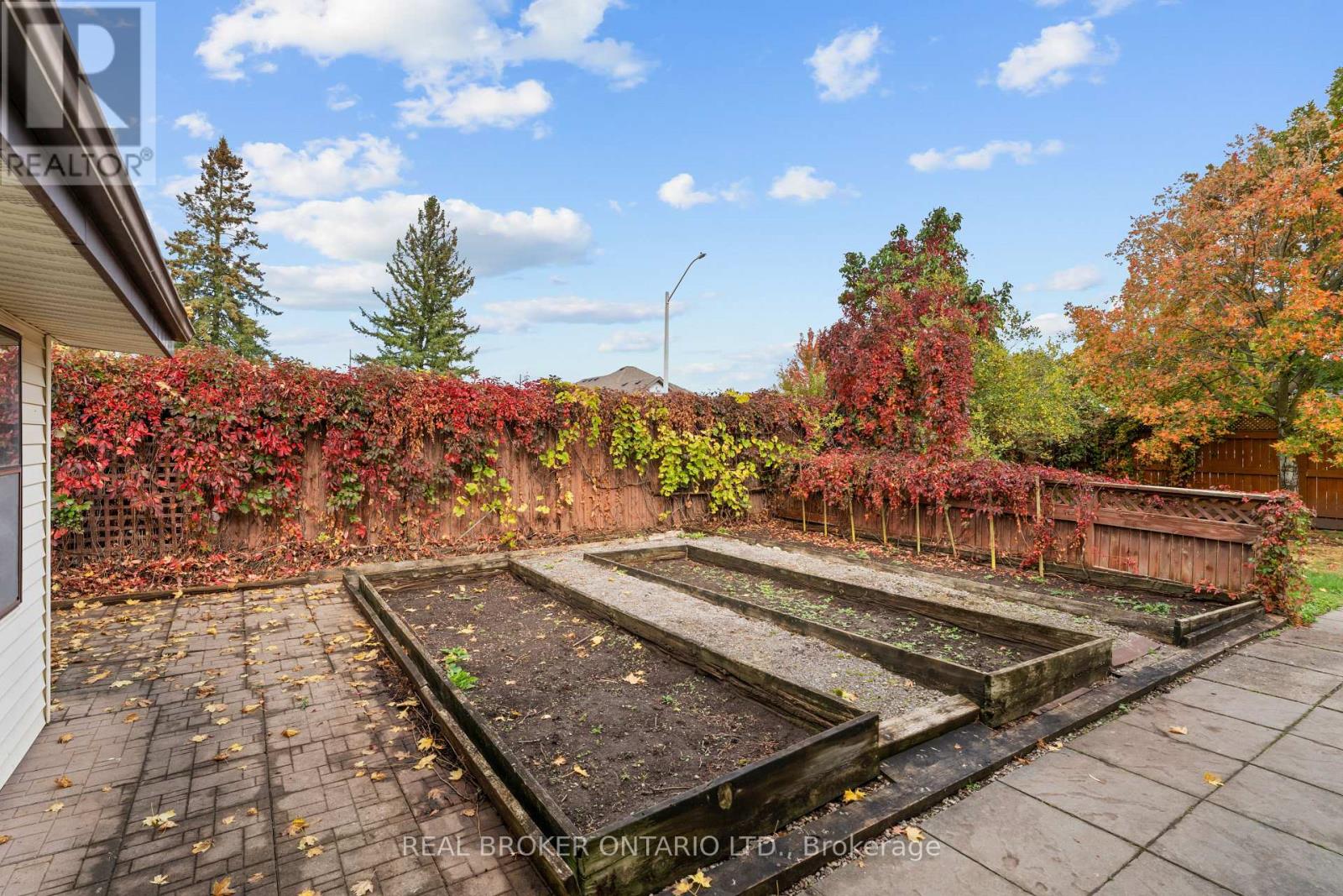 804 Pinewood Drive, Peterborough (Otonabee Ward 1), Ontario  K9K 1L4 - Photo 46 - X13870716