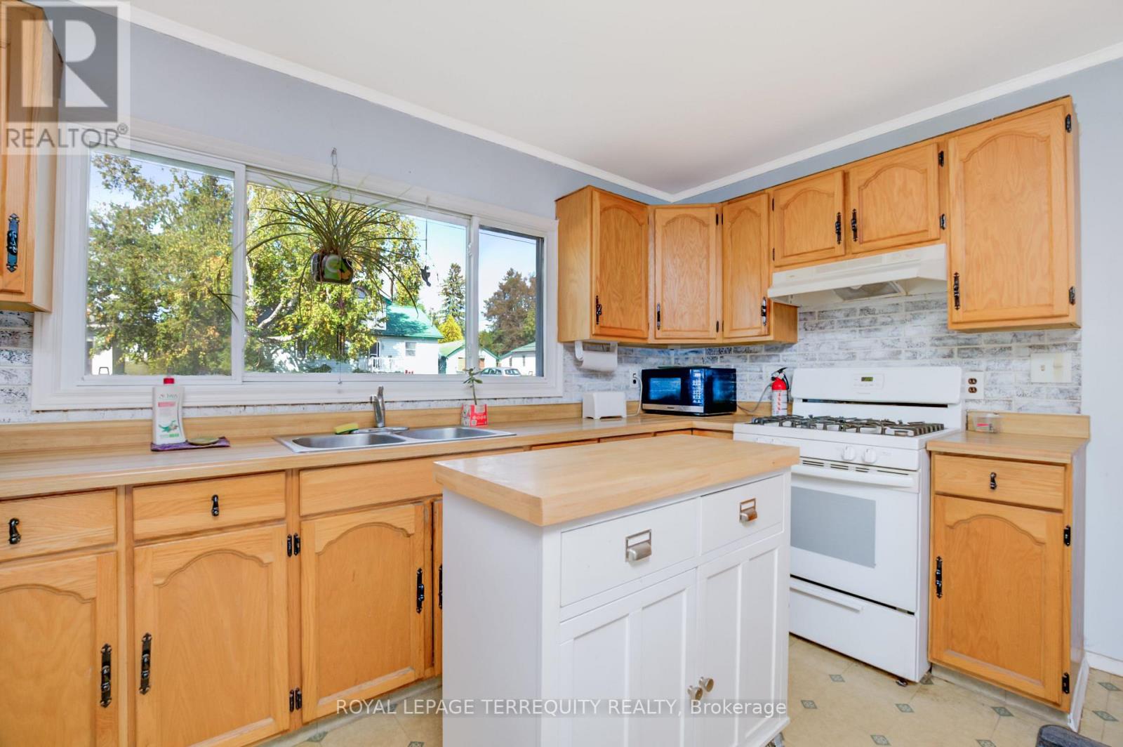 17 Donald Street, Havelock-Belmont-Methuen (Havelock), Ontario  K0L 1Z0 - Photo 11 - X13870814