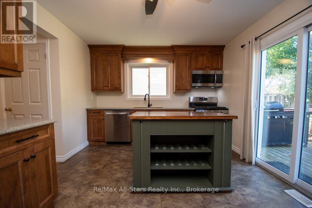 1118 Huntington Circle, Peterborough (Otonabee Ward 1), Ontario  K9K 2A8 - Photo 13 - X13871192