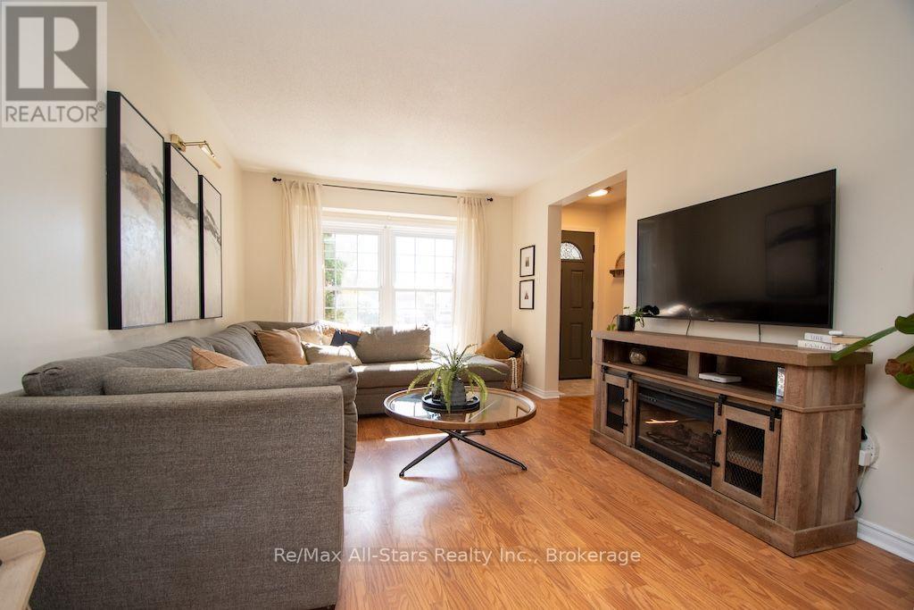 1118 Huntington Circle, Peterborough (Otonabee Ward 1), Ontario  K9K 2A8 - Photo 8 - X13871192