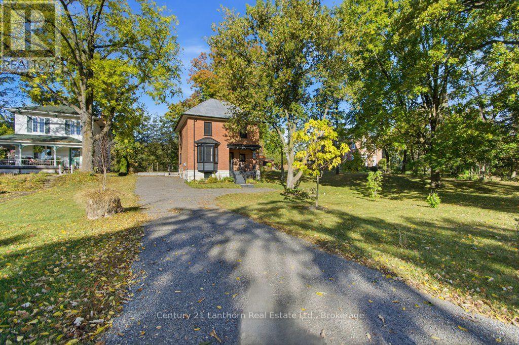 320 Grand Road, Trent Hills (Campbellford), Ontario  K0L 1L0 - Photo 3 - X13871436