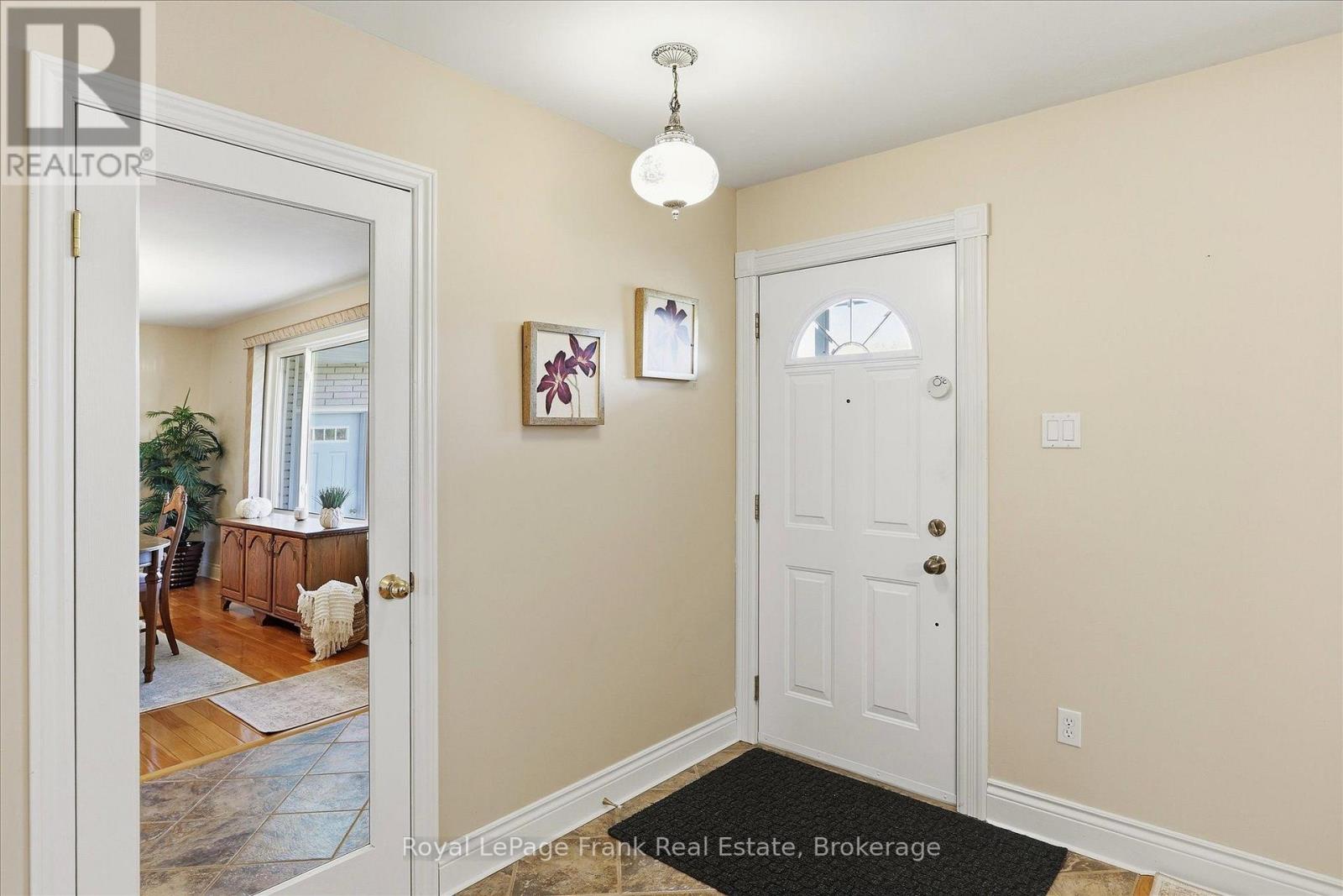 362 Simons Avenue, Peterborough (Northcrest Ward 5), Ontario  K9K 1E7 - Photo 4 - X13872016