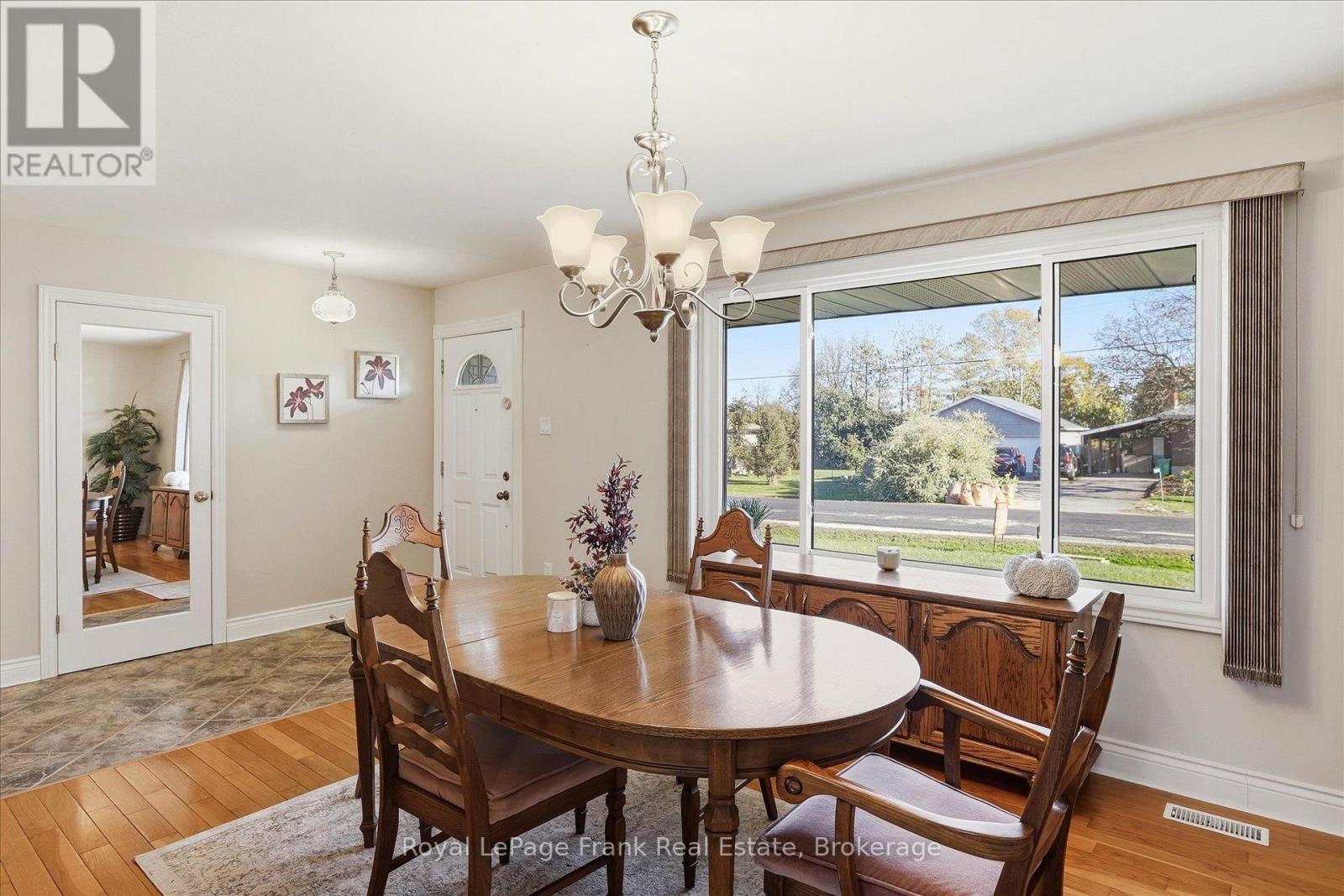 362 Simons Avenue, Peterborough (Northcrest Ward 5), Ontario  K9K 1E7 - Photo 6 - X13872016