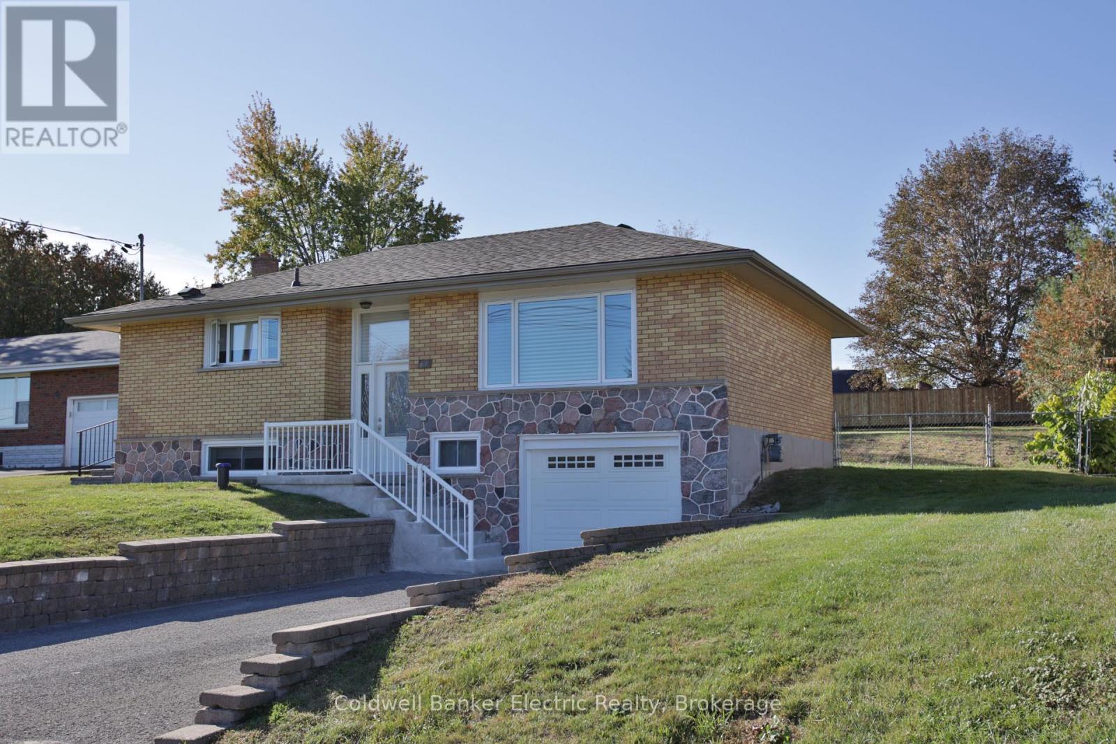 282 Gifford Drive, Douro-Dummer, Ontario  K9L 1A7 - Photo 3 - X13872818