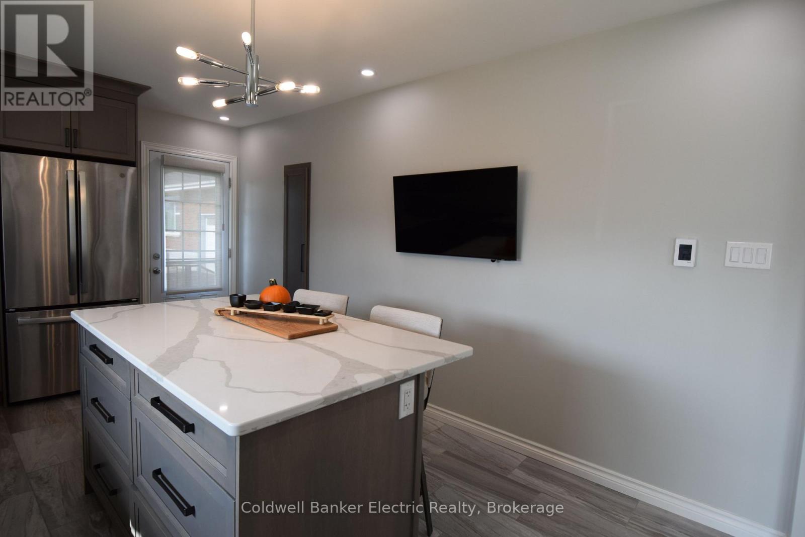 282 Gifford Drive, Douro-Dummer, Ontario  K9L 1A7 - Photo 6 - X13872818