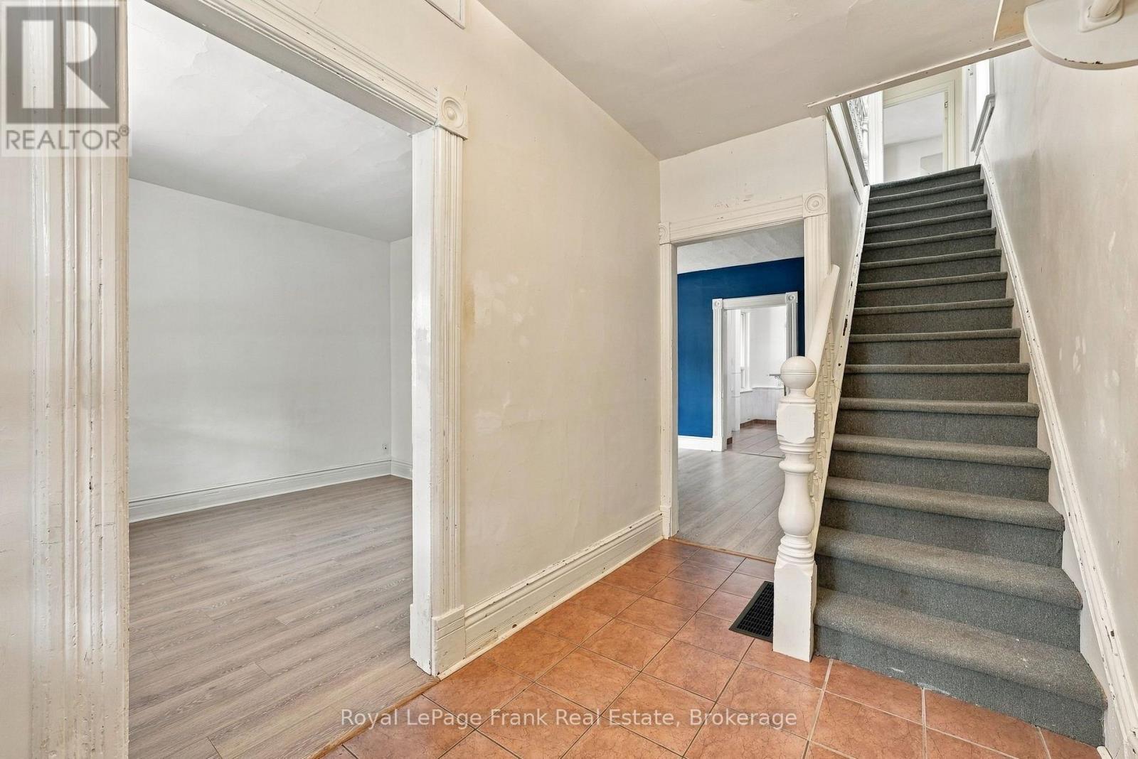492 Hopkins Avenue, Peterborough, Ontario  K9H 2R8 - Photo 12 - X13873940
