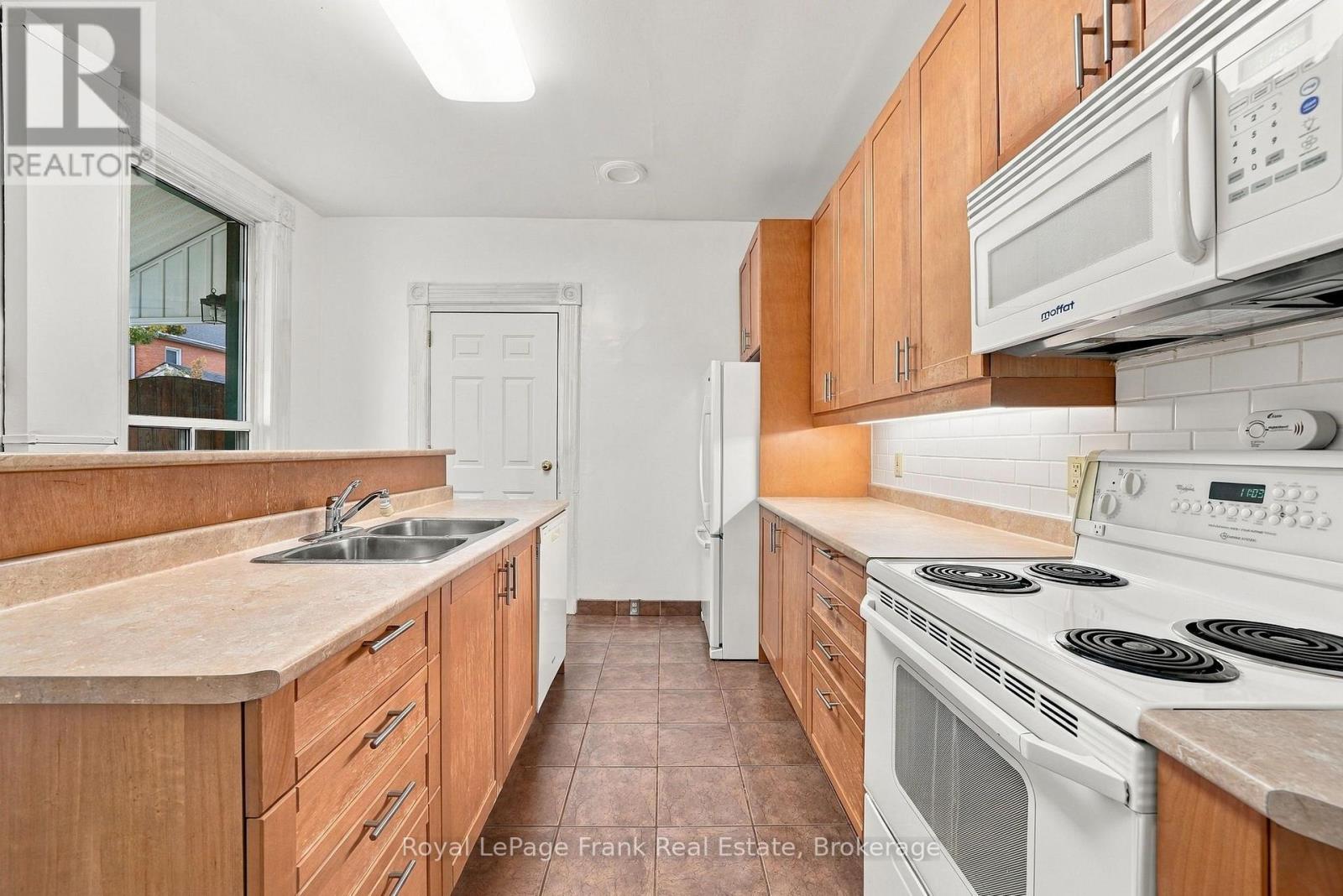 492 Hopkins Avenue, Peterborough, Ontario  K9H 2R8 - Photo 13 - X13873940