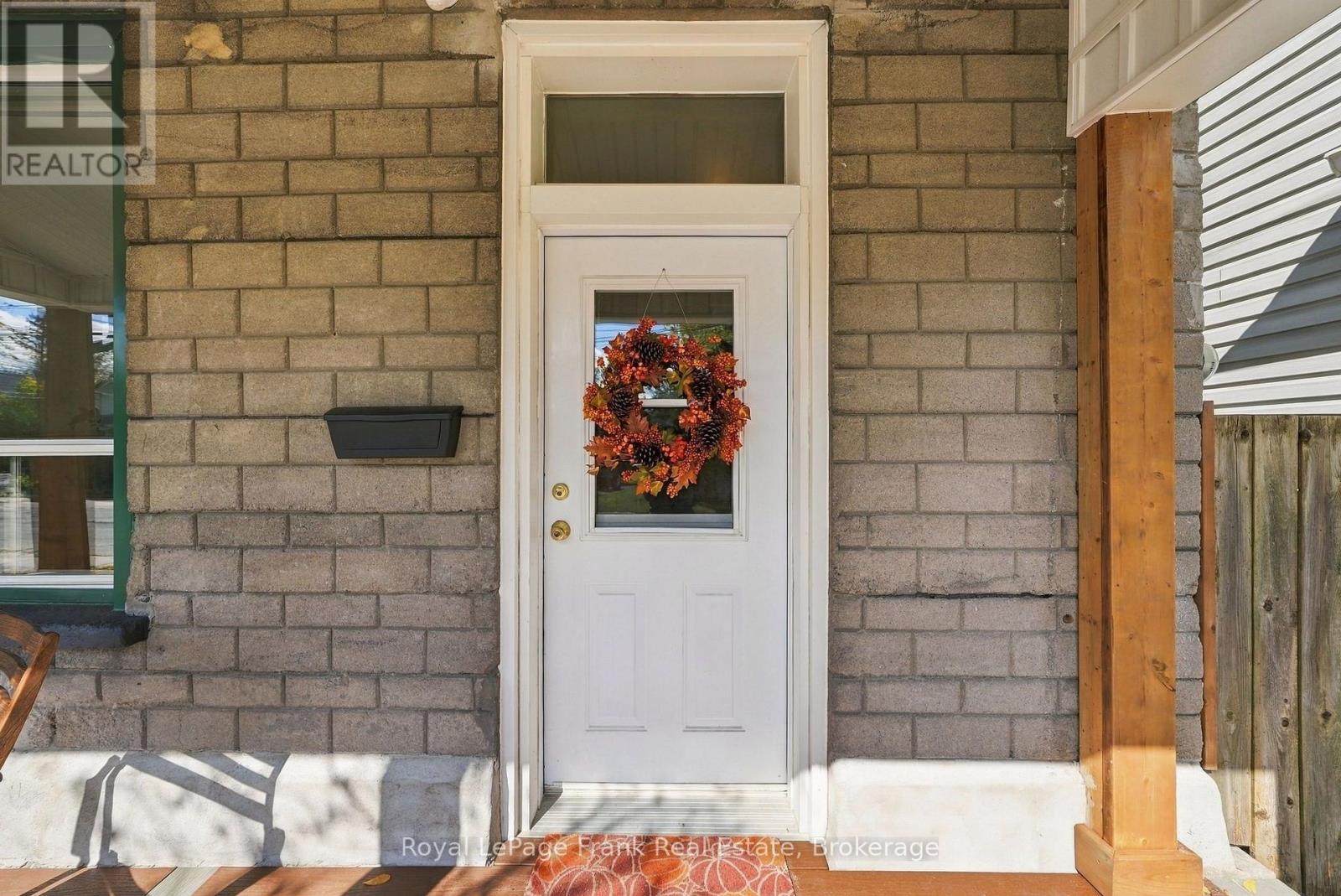 492 Hopkins Avenue, Peterborough, Ontario  K9H 2R8 - Photo 7 - X13873940