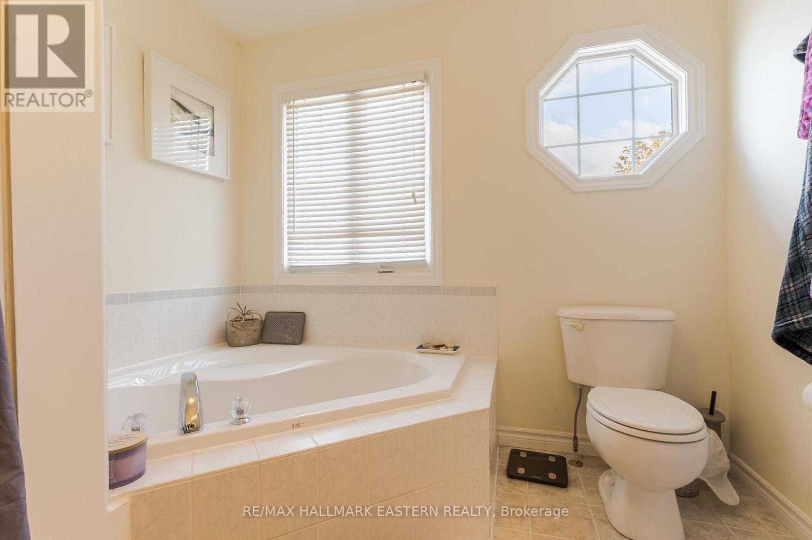 688 Trailview Drive, Peterborough (Ashburnham Ward 4), Ontario  K9J 8P1 - Photo 24 - X13874292