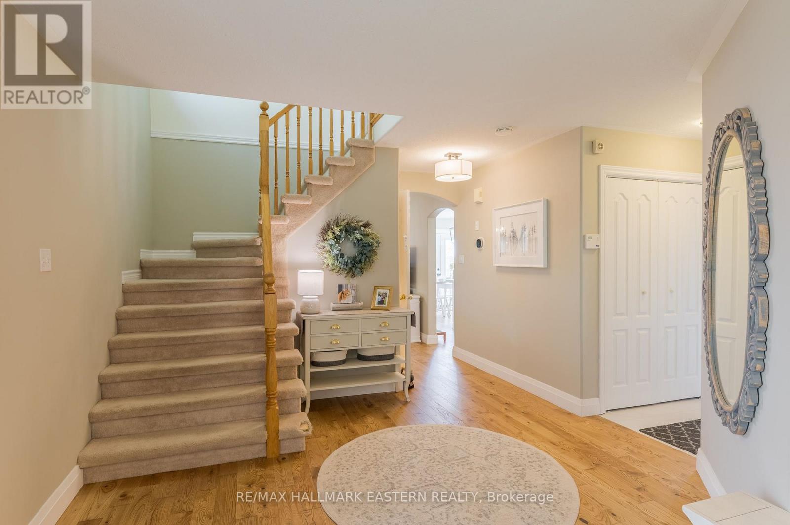 688 Trailview Drive, Peterborough (Ashburnham Ward 4), Ontario  K9J 8P1 - Photo 6 - X13874292
