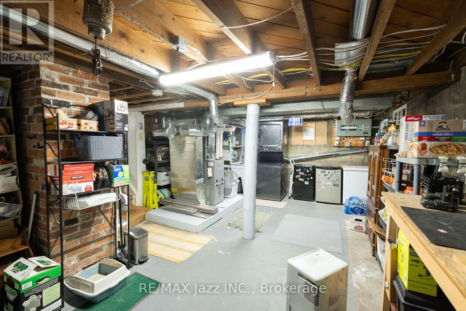34 Jackson Avenue, Peterborough (Town Ward 3), Ontario  K9J 5B9 - Photo 30 - X13875478
