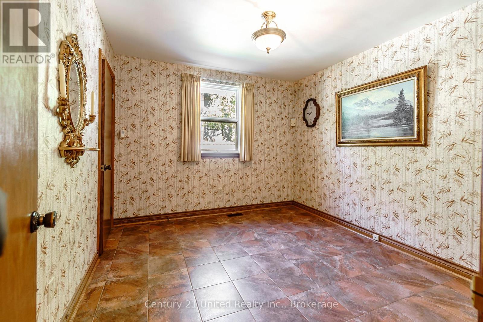 136 Wallis Drive, Peterborough (Monaghan Ward 2), Ontario  K9J 6C1 - Photo 18 - X13875596