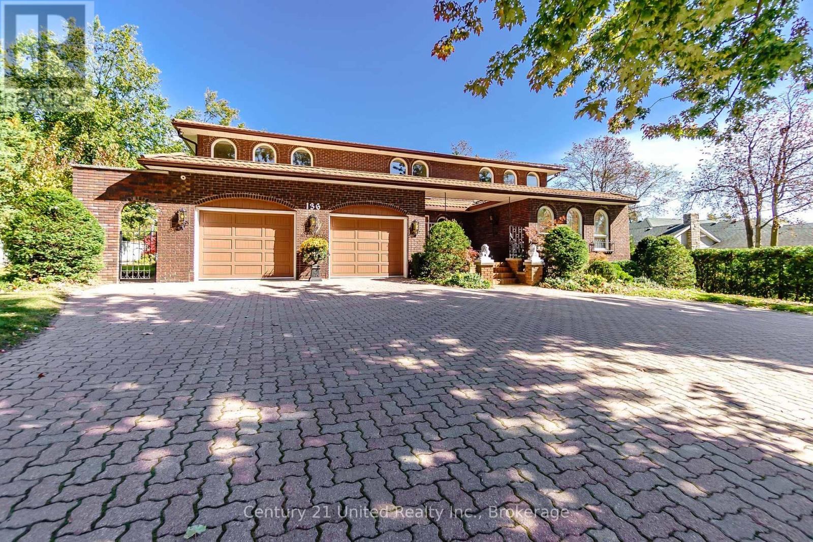 136 Wallis Drive, Peterborough (Monaghan Ward 2), Ontario  K9J 6C1 - Photo 3 - X13875596