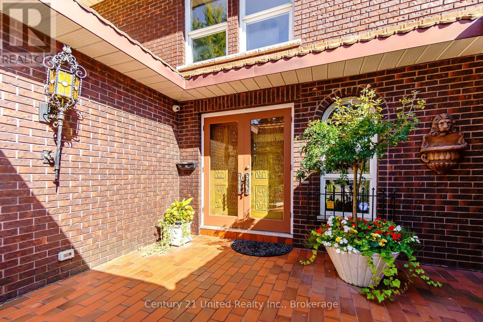 136 Wallis Drive, Peterborough (Monaghan Ward 2), Ontario  K9J 6C1 - Photo 4 - X13875596