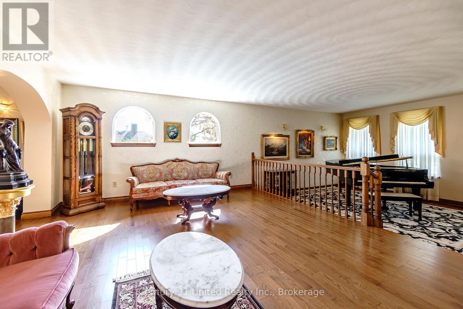 136 Wallis Drive, Peterborough (Monaghan Ward 2), Ontario  K9J 6C1 - Photo 7 - X13875596