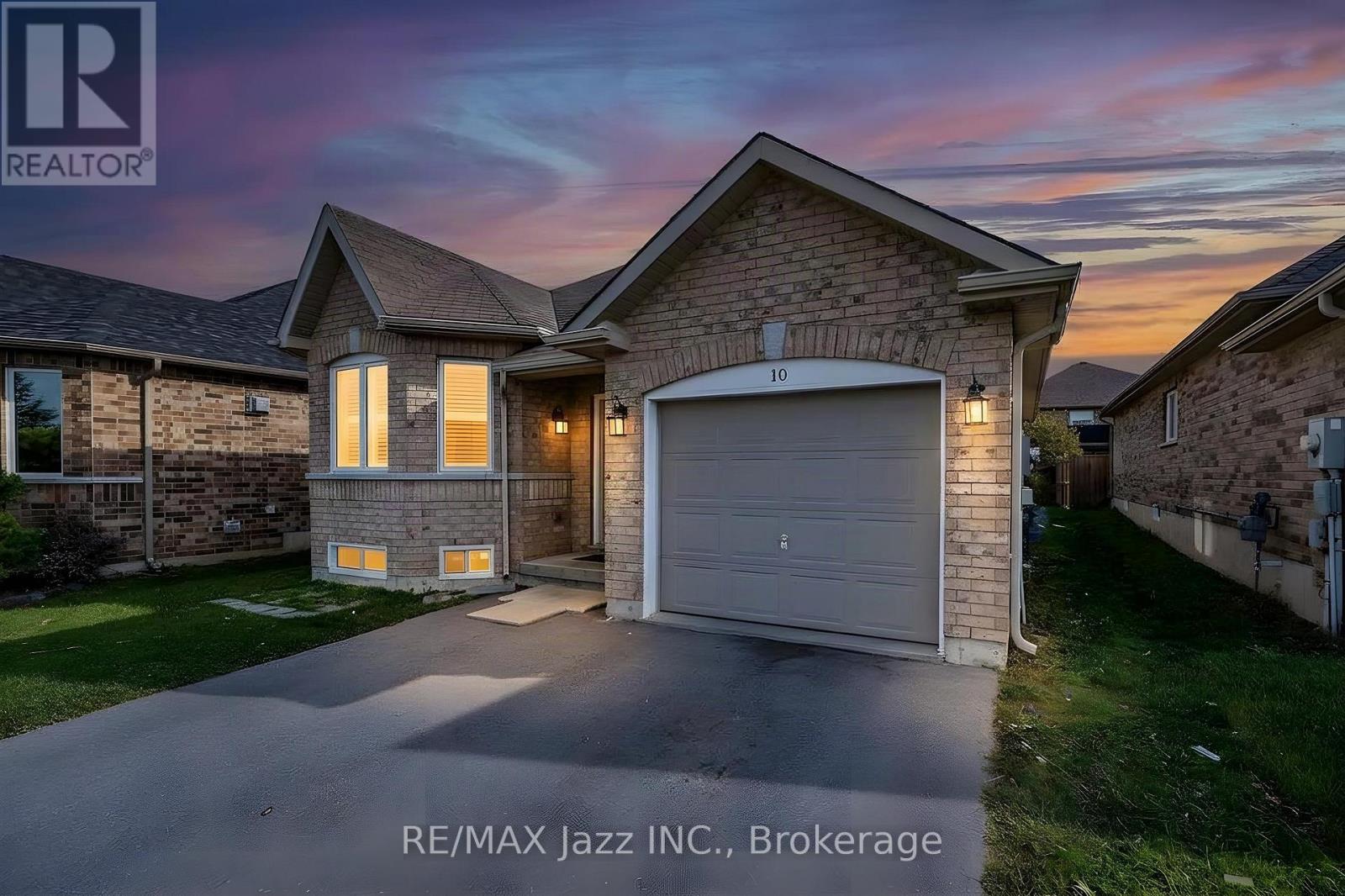 10 Milner Court, Kawartha Lakes (Lindsay), Ontario  K9V 0L2 - Photo 2 - X13876454