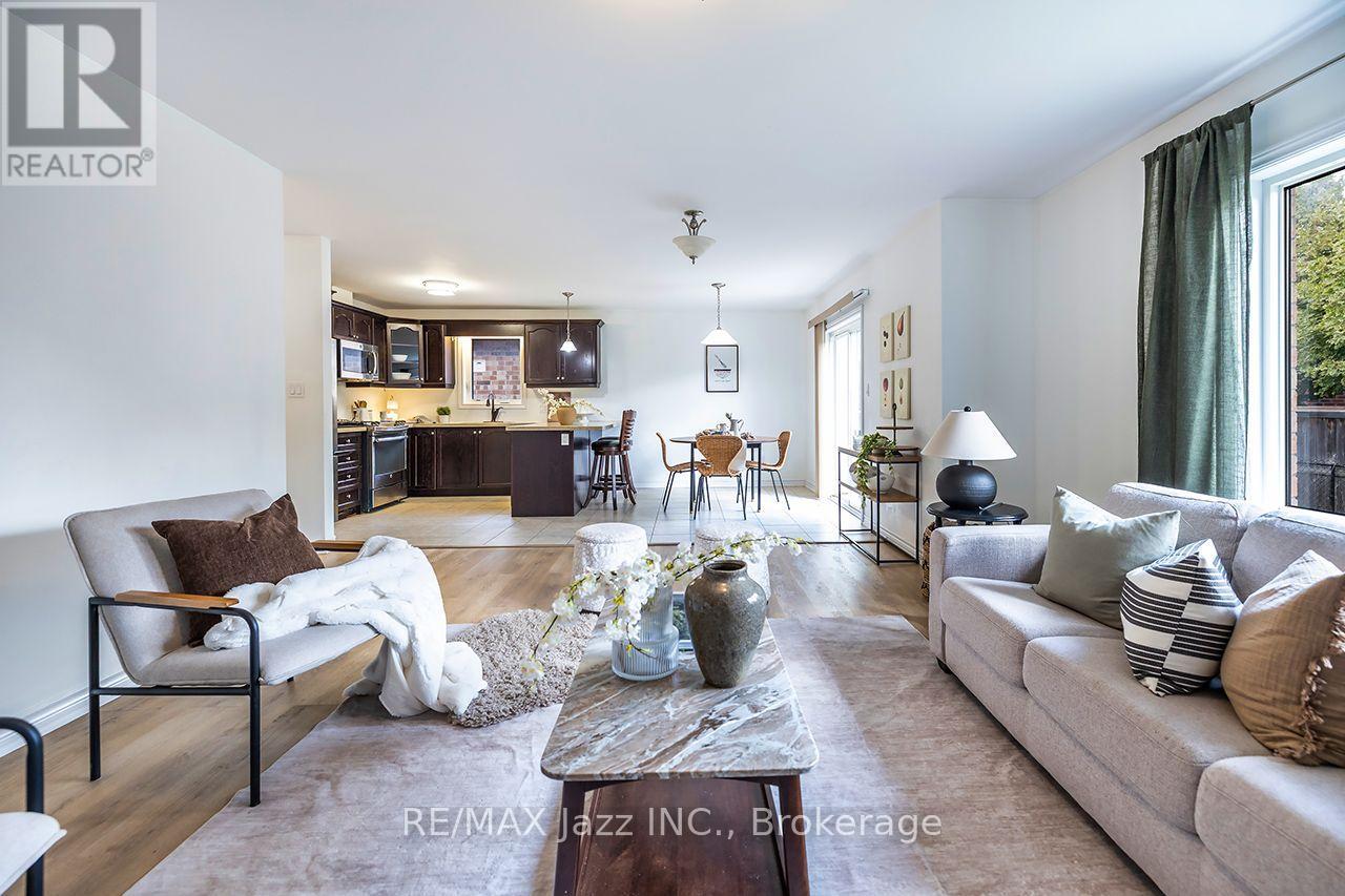 10 Milner Court, Kawartha Lakes (Lindsay), Ontario  K9V 0L2 - Photo 5 - X13876454