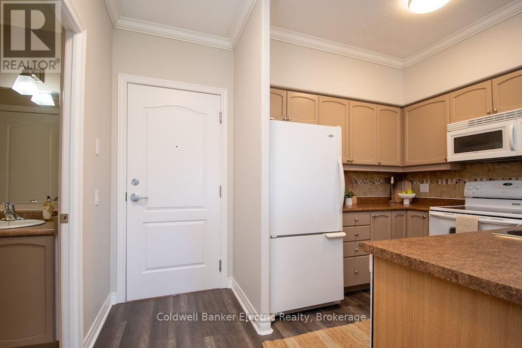 212 - 869 Clonsilla Avenue, Peterborough (Otonabee Ward 1), Ontario  K9J 0B7 - Photo 6 - X13877586