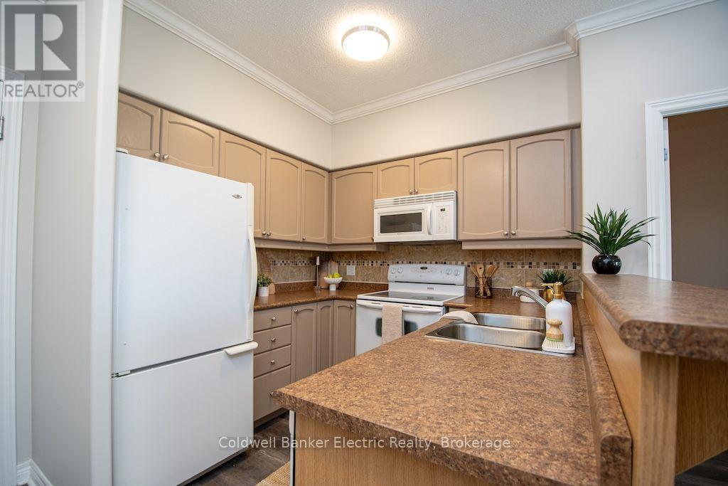 212 - 869 Clonsilla Avenue, Peterborough (Otonabee Ward 1), Ontario  K9J 0B7 - Photo 7 - X13877586