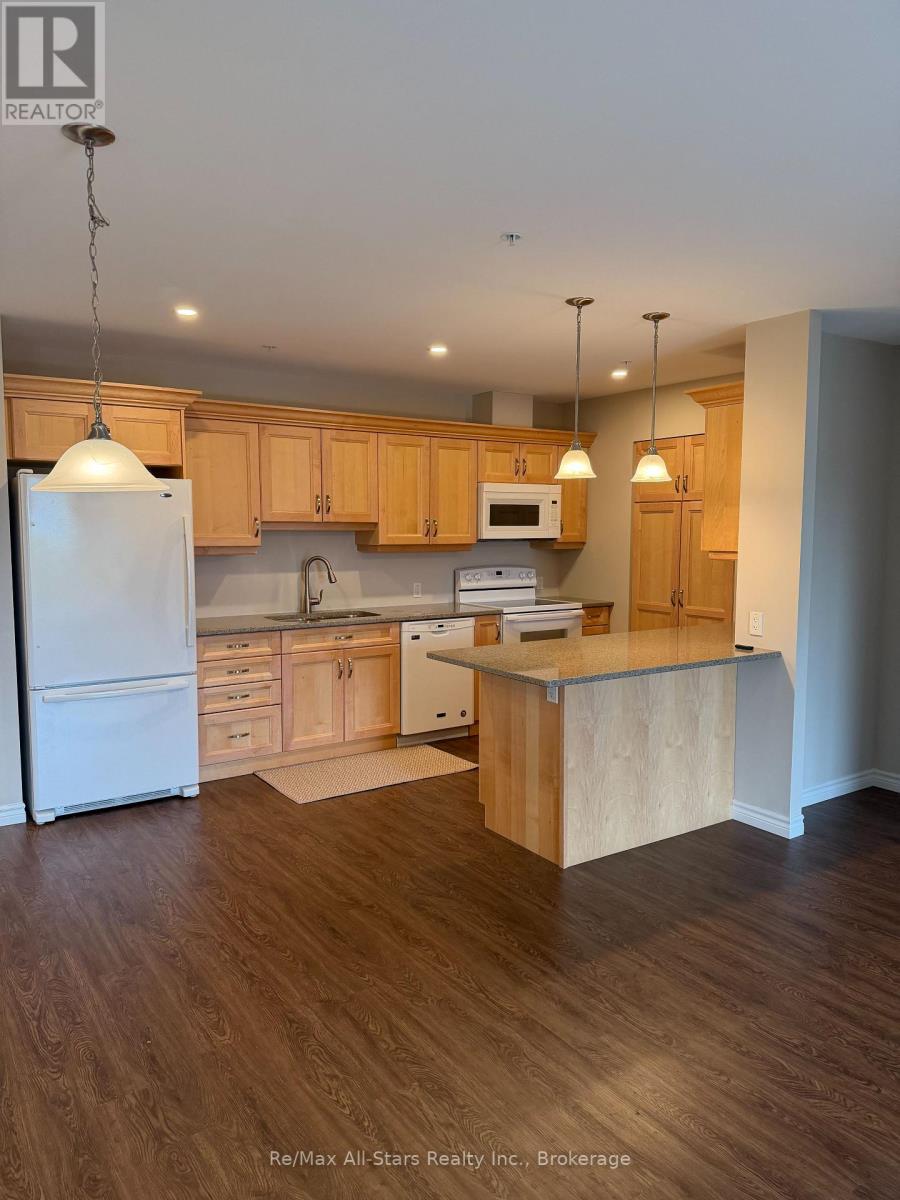404 - 58 Glenelg Street, Kawartha Lakes (Lindsay), Ontario  K9V 2V4 - Photo 4 - X13878456