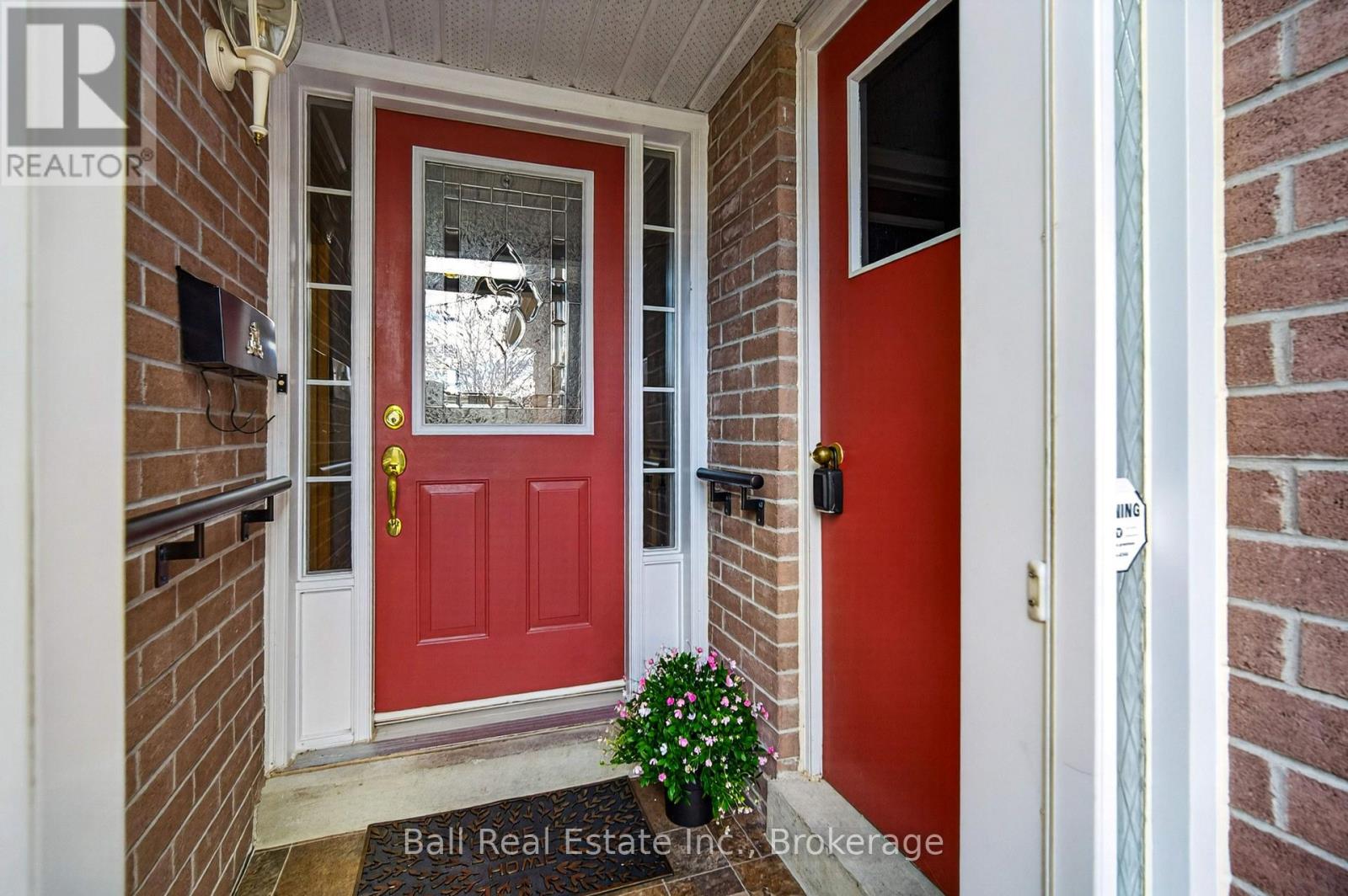 3 Elm Court, Kawartha Lakes (Lindsay), Ontario  K9V 6B3 - Photo 4 - X13878586