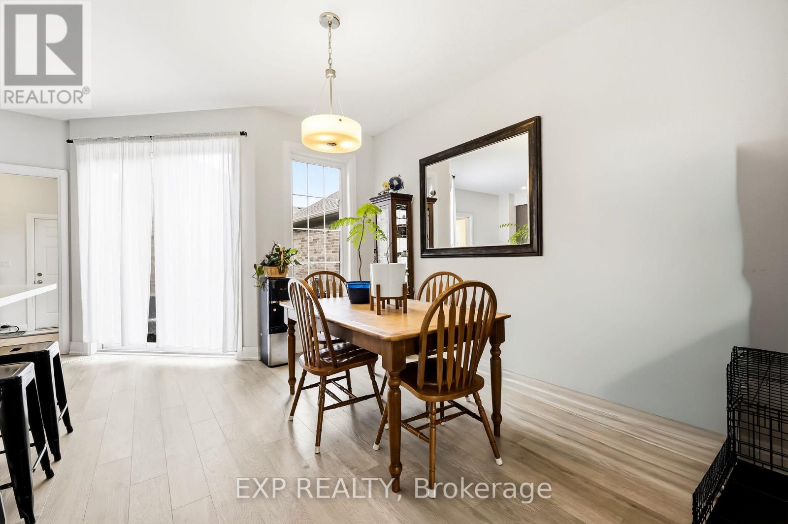 294 Noftall Gardens, Peterborough (Northcrest Ward 5), Ontario  K9H 0G8 - Photo 11 - X13878582