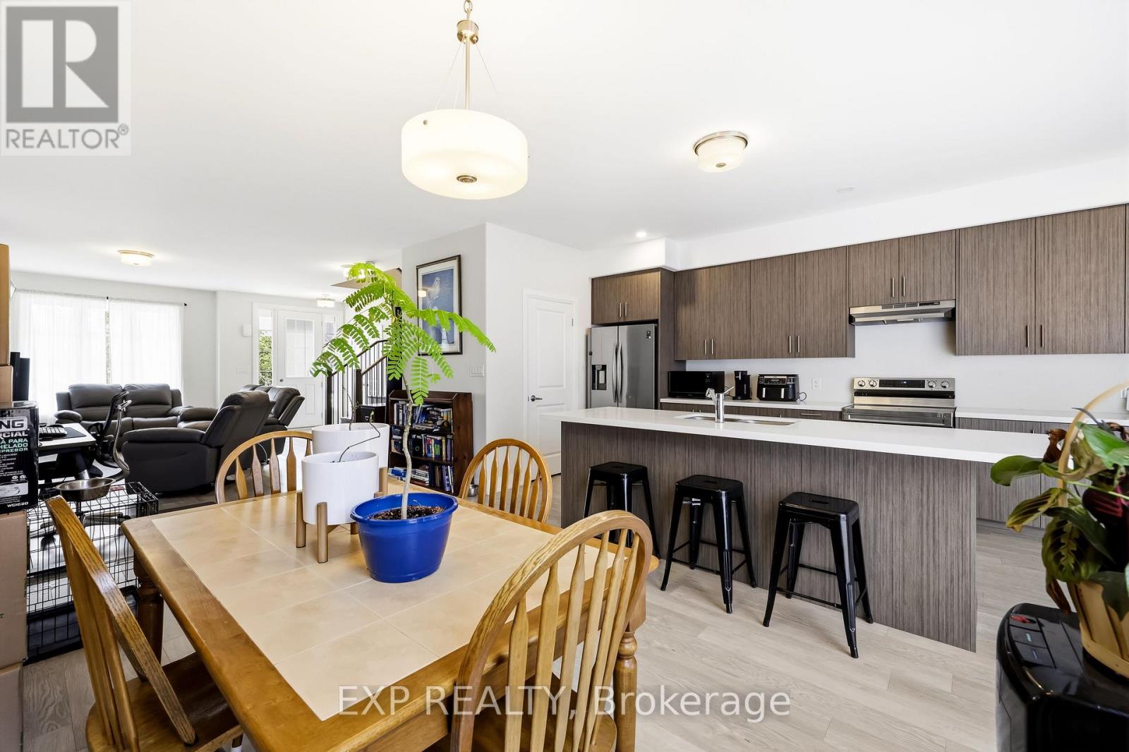 294 Noftall Gardens, Peterborough (Northcrest Ward 5), Ontario  K9H 0G8 - Photo 13 - X13878582