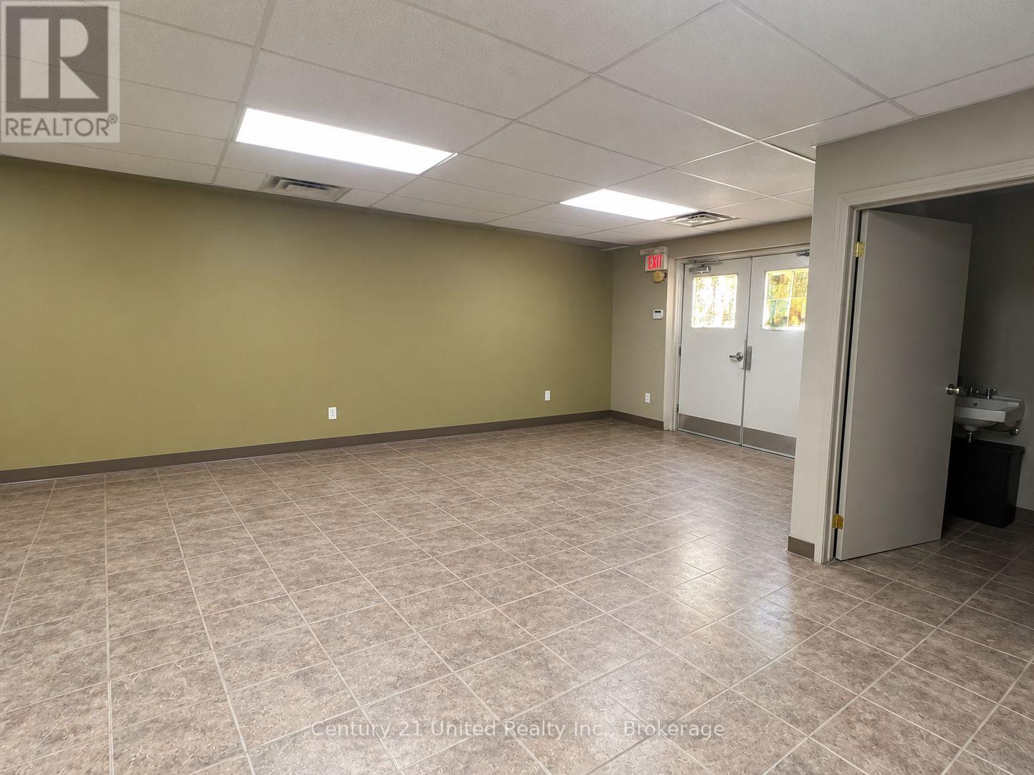 277 Lansdowne Street E, Peterborough (Ashburnham Ward 4), Ontario  K9L 2A3 - Photo 3 - X13879902