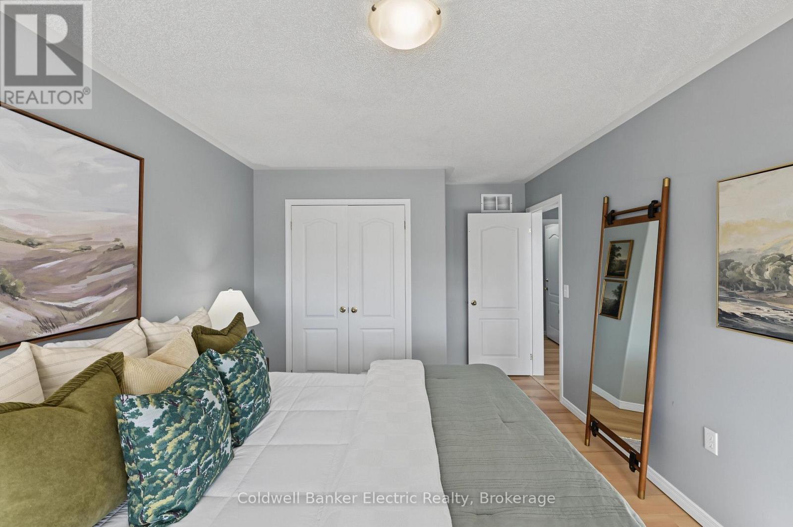2334 Marsdale Drive, Peterborough (Ashburnham Ward 4), Ontario  K9L 0B7 - Photo 24 - X13880422
