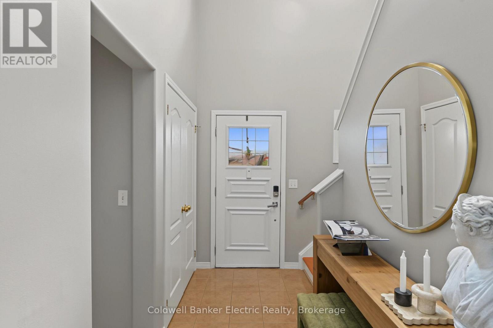2334 Marsdale Drive, Peterborough (Ashburnham Ward 4), Ontario  K9L 0B7 - Photo 4 - X13880422