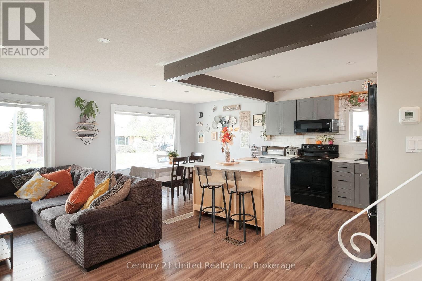 257 Riverview Heights, Peterborough (Ashburnham Ward 4), Ontario  K9J 1A9 - Photo 4 - X13880502