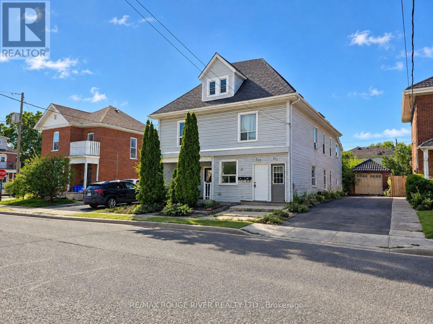 207 STEWART STREET, peterborough (town ward 3), Ontario
