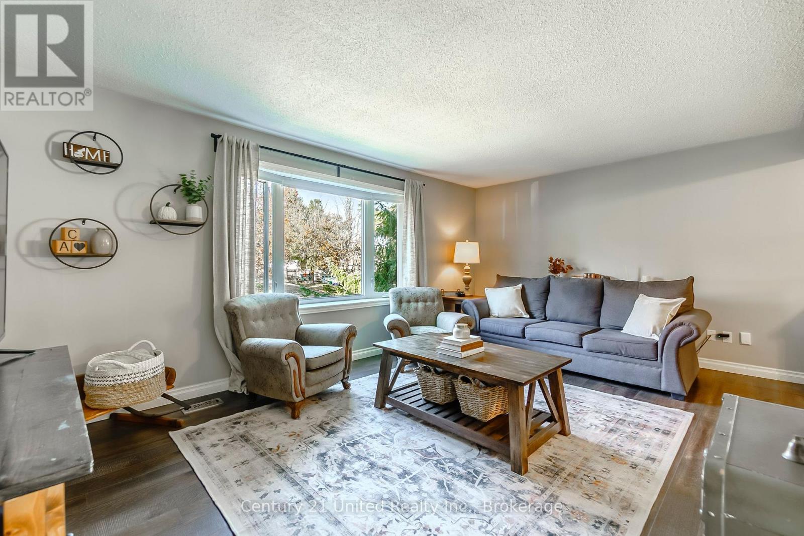 1615 Cherryhill Road, Peterborough (Monaghan Ward 2), Ontario  K9K 1A9 - Photo 4 - X13881050
