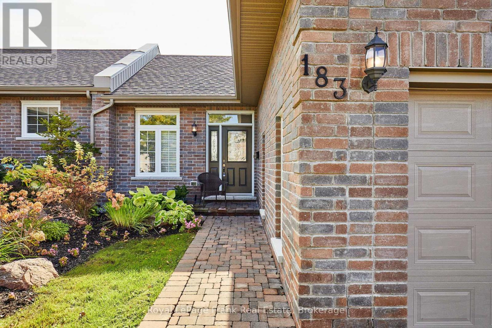 183 - 301 Carnegie Avenue, Peterborough (Northcrest Ward 5), Ontario  K9L 0B3 - Photo 3 - X13881762
