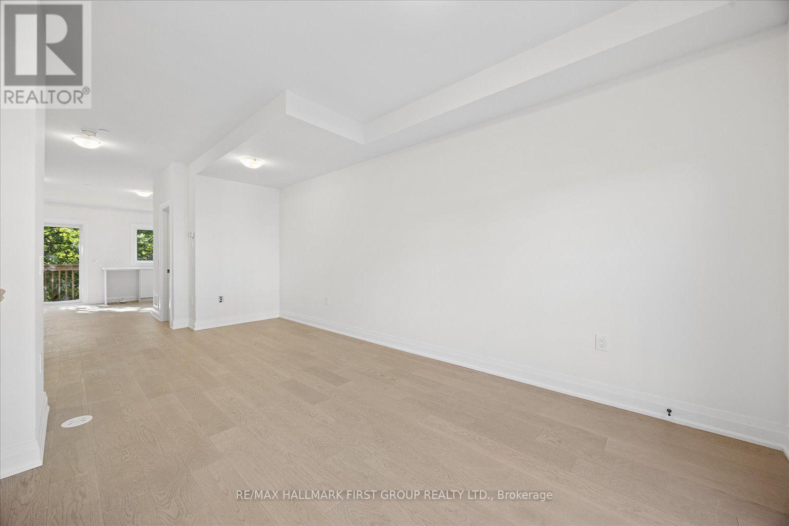 39 Marret Lane, Clarington (Newcastle), Ontario  L1B 0X2 - Photo 5 - E13882170