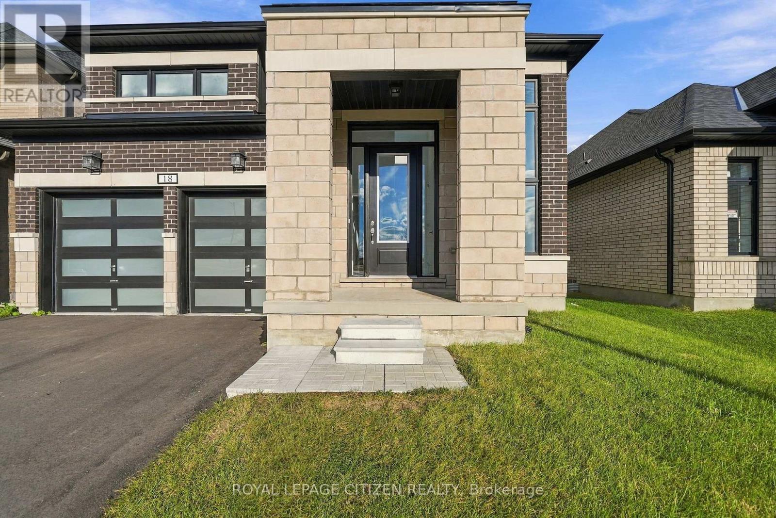 18 Mckay Avenue, Kawartha Lakes (Lindsay), Ontario  K9V 0R2 - Photo 2 - X13883258
