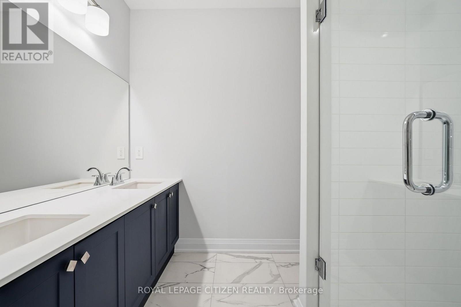 18 Mckay Avenue, Kawartha Lakes (Lindsay), Ontario  K9V 0R2 - Photo 38 - X13883258