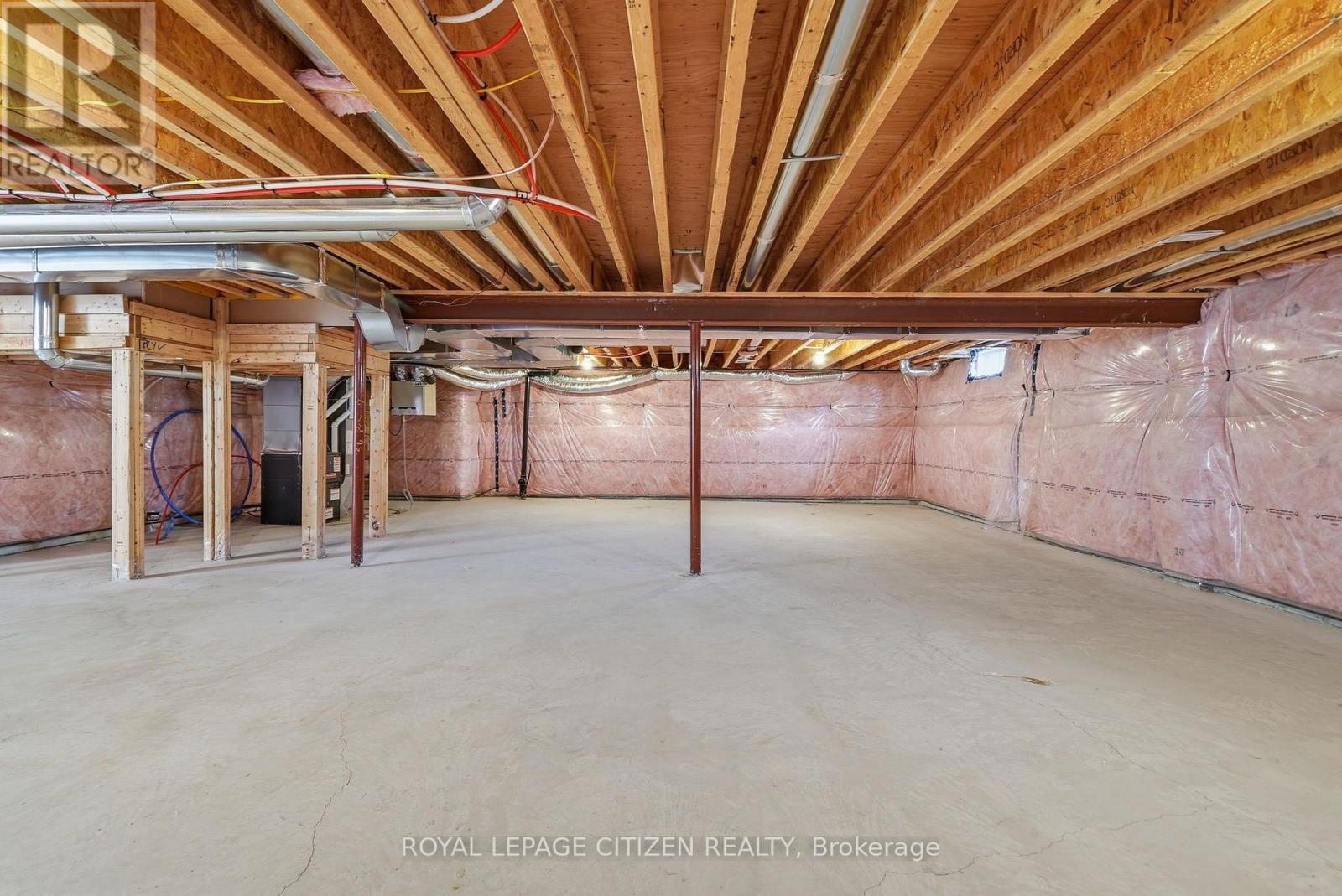 18 Mckay Avenue, Kawartha Lakes (Lindsay), Ontario  K9V 0R2 - Photo 41 - X13883258