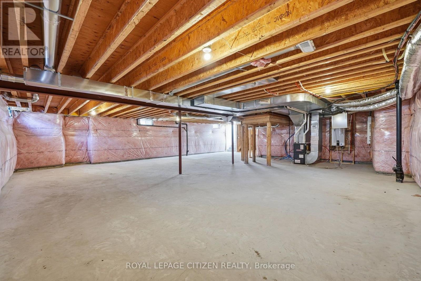 18 Mckay Avenue, Kawartha Lakes (Lindsay), Ontario  K9V 0R2 - Photo 44 - X13883258