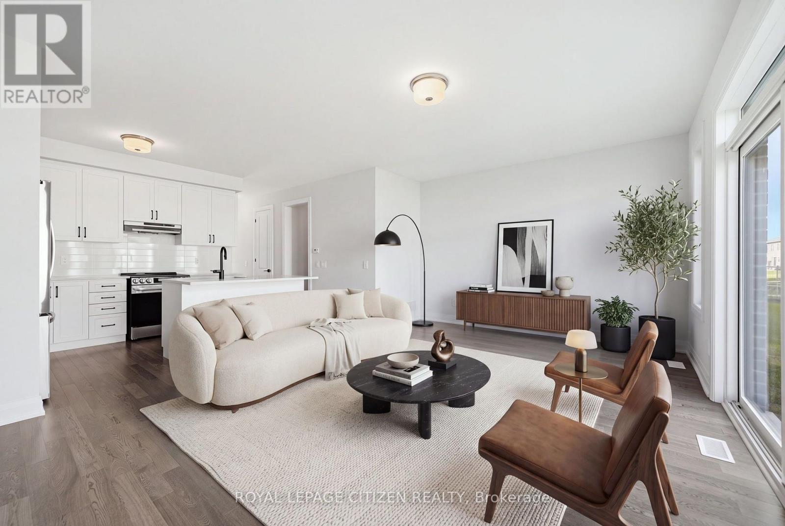 18 Mckay Avenue, Kawartha Lakes (Lindsay), Ontario  K9V 0R2 - Photo 5 - X13883258