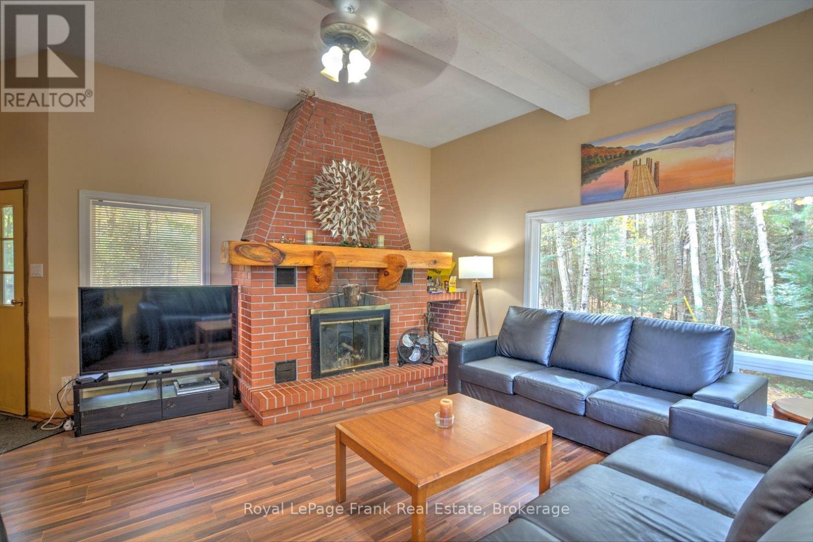 1031 Constance Road, Dysart Et Al (Harcourt), Ontario  K0L 1X0 - Photo 11 - X13884438