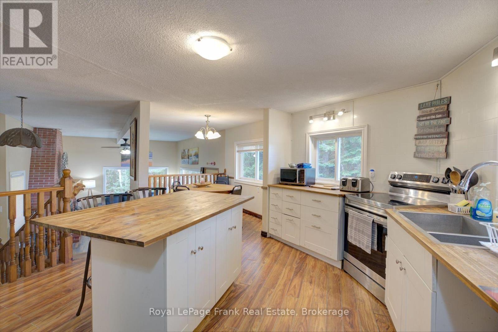 1031 Constance Road, Dysart Et Al (Harcourt), Ontario  K0L 1X0 - Photo 12 - X13884438