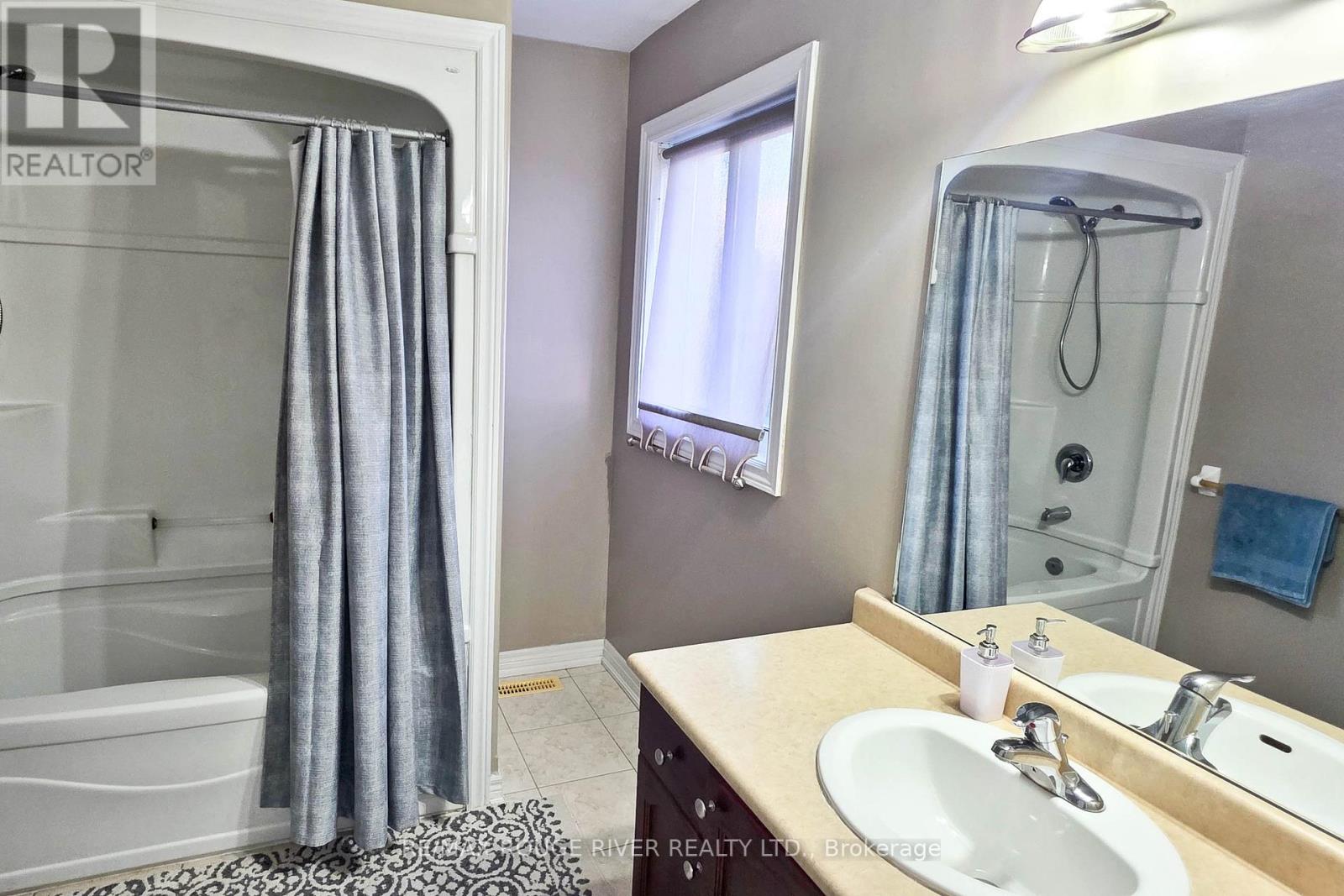 71 Sweetnam Drive, Kawartha Lakes (Lindsay), Ontario  K9V 0A7 - Photo 21 - X13885768