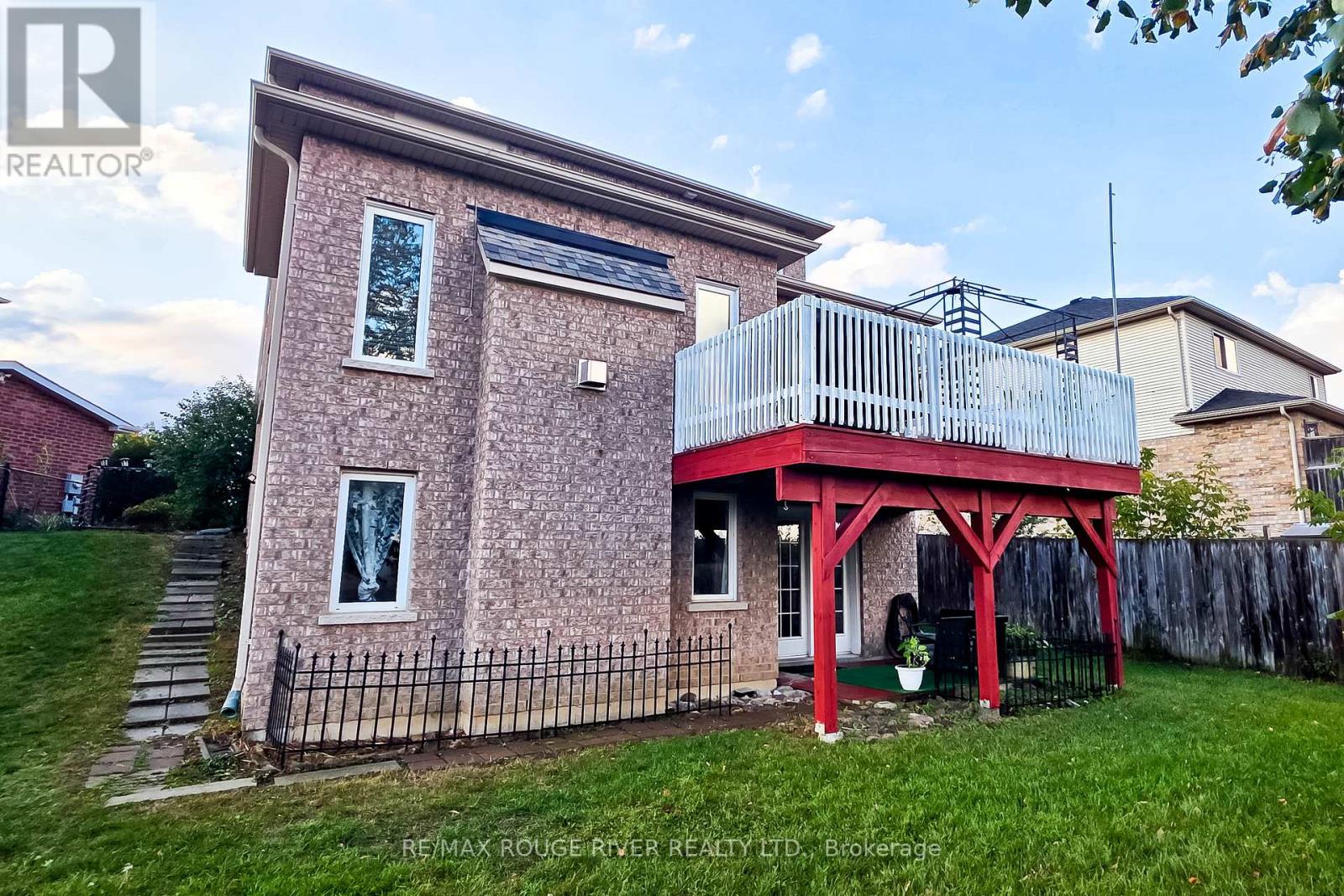 71 Sweetnam Drive, Kawartha Lakes (Lindsay), Ontario  K9V 0A7 - Photo 35 - X13885768
